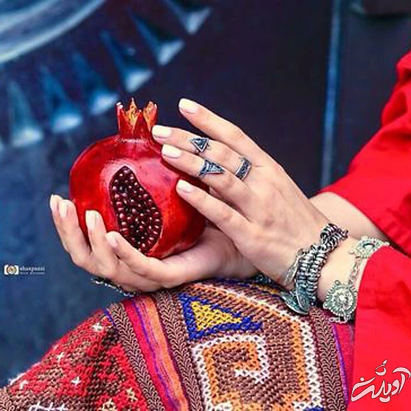 عکس پروفایل یلدا عکس شب یلدا با کیفیت بالا عکس شب یلدا خانوادگی عکس شب یلدا دونفره عکس برای شب یلدا دخترانه عکس شب یلدا 1402 عکس شب یلدا عاشقانه عکس پروفایل یلدا u;s \v,thdg dgnh